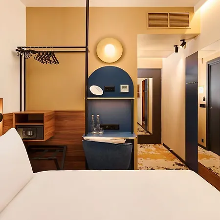 Voco Budapest D8 By Ihg-2